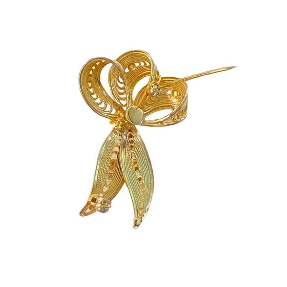 Vintage Goldtone and Faux Pearl Vintage Brooch Filigree Ribbon Shape 1.75" - Picture 12 of 14